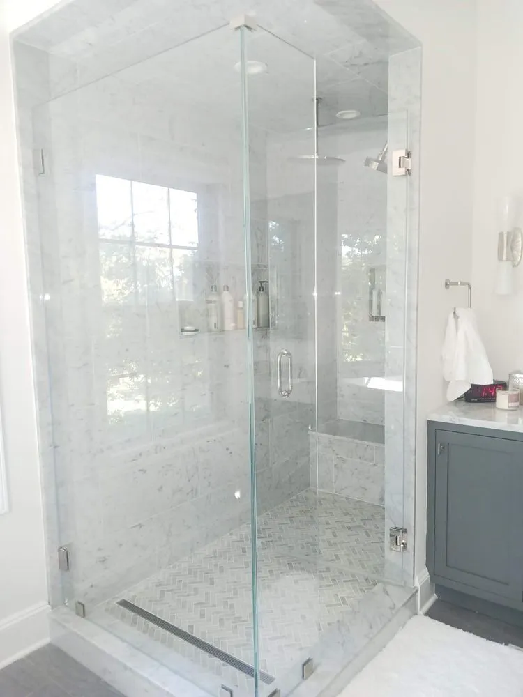 Slide of Guma Home Improvement