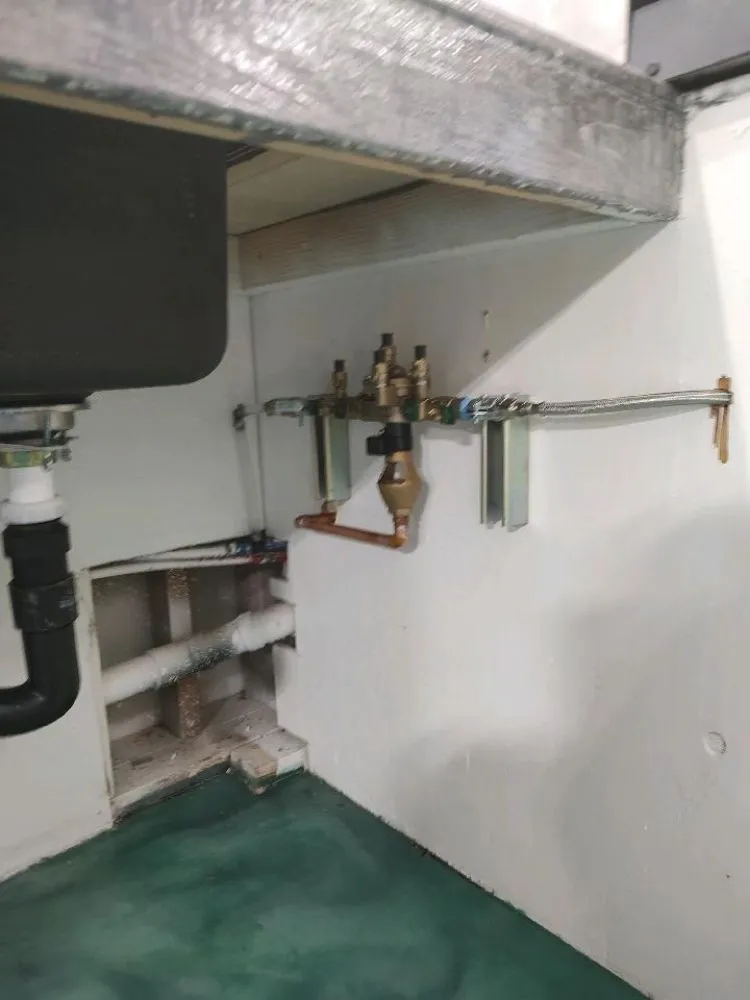 Slide of Gunnars Plumbing Services