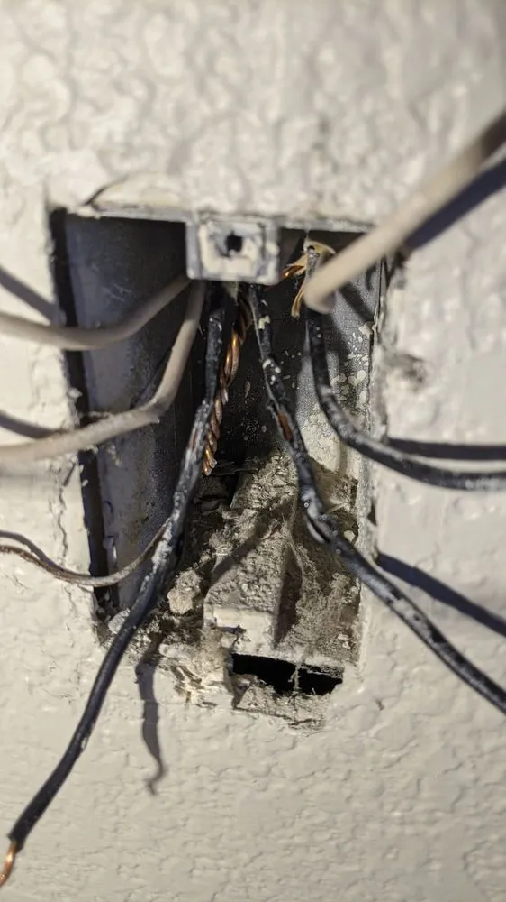 Slide of Gunneau's Home Services