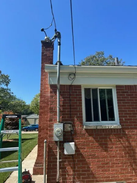 Slide of Gus The Handyman