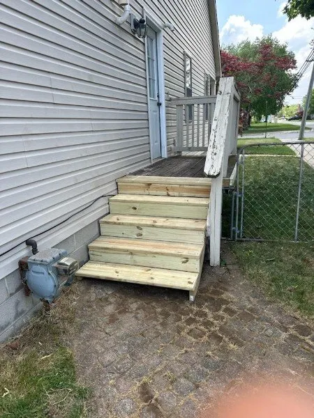 Slide of Gus The Handyman