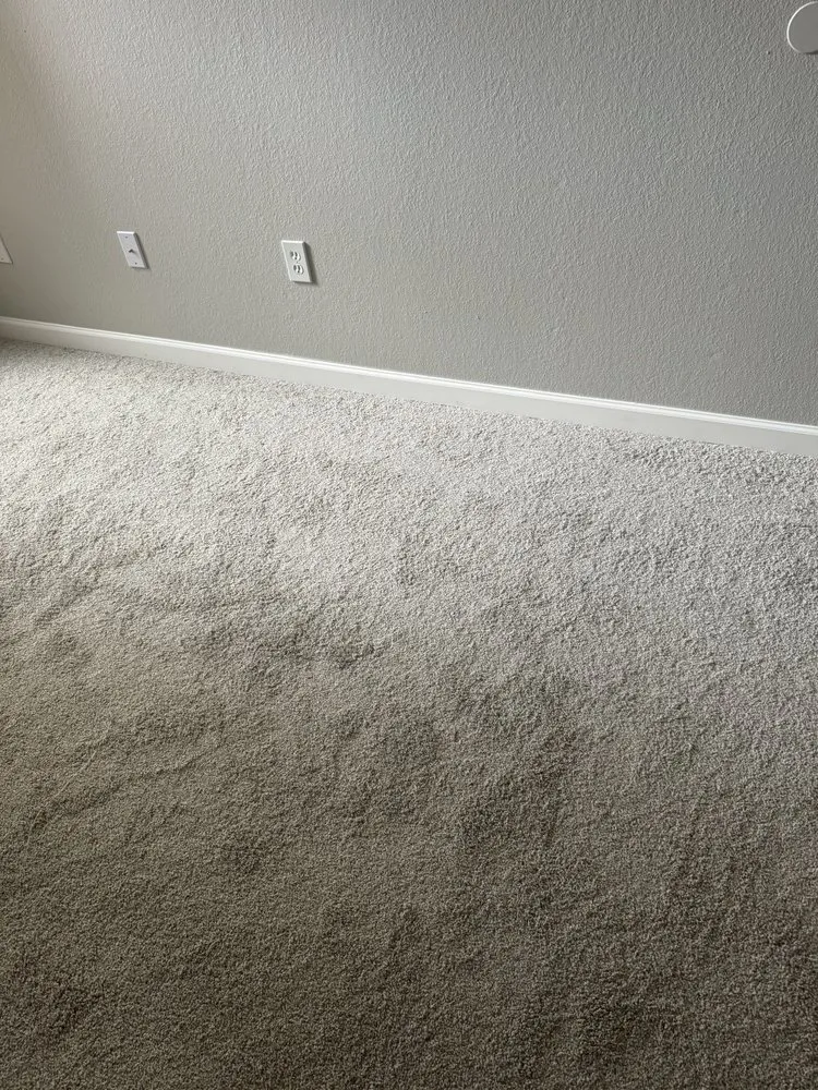 Slide of Guss Commercial & Residential Maintenance