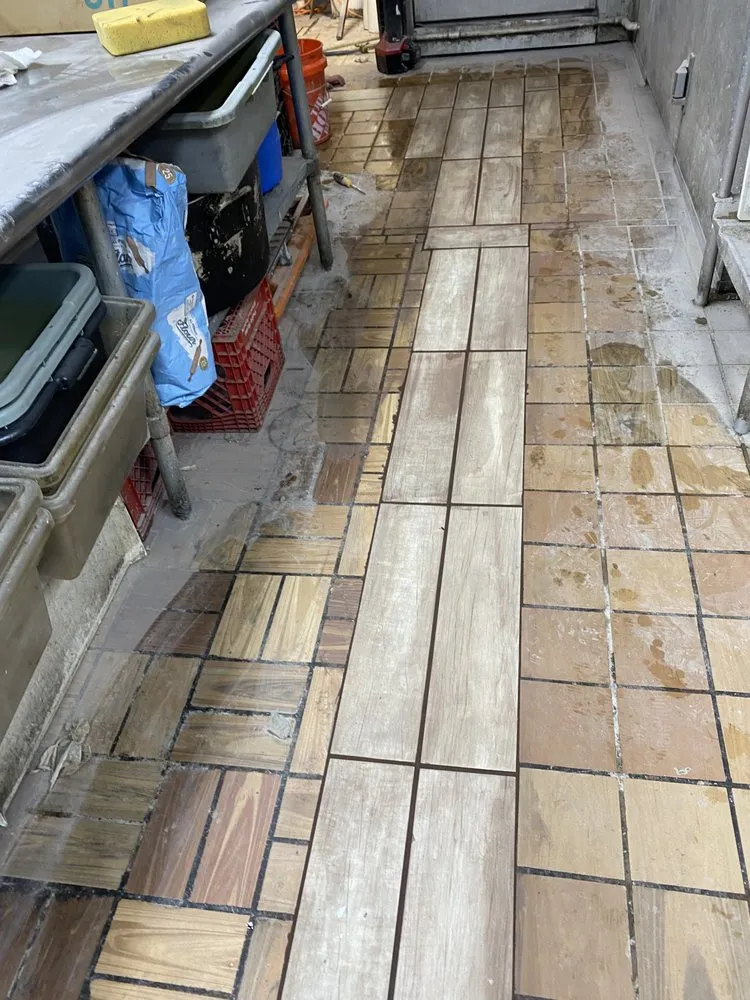 Slide of GW Construction