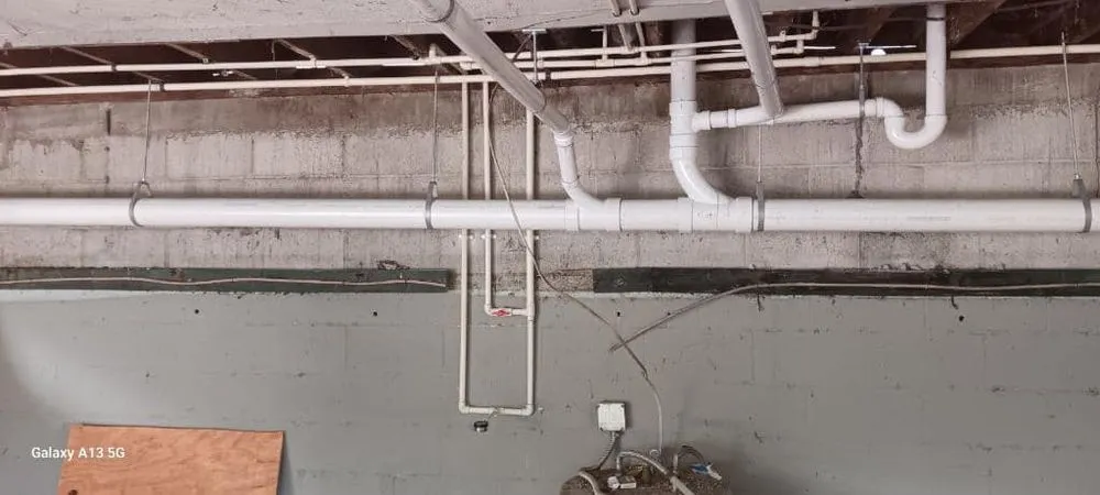 Slide of H & D Plumbing