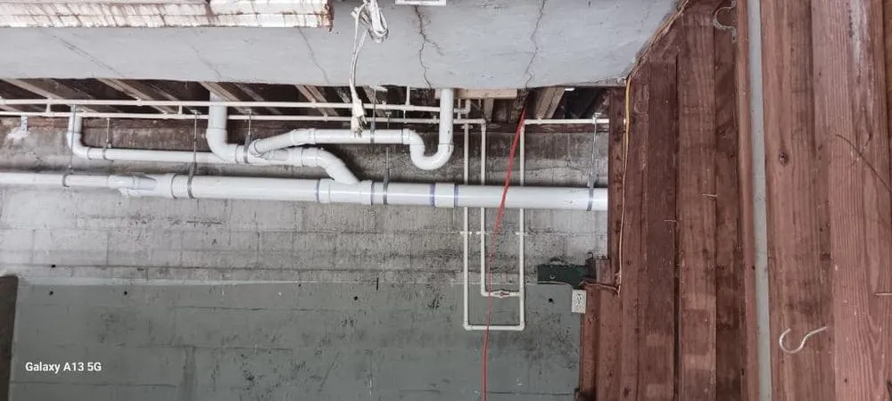 Slide of H & D Plumbing