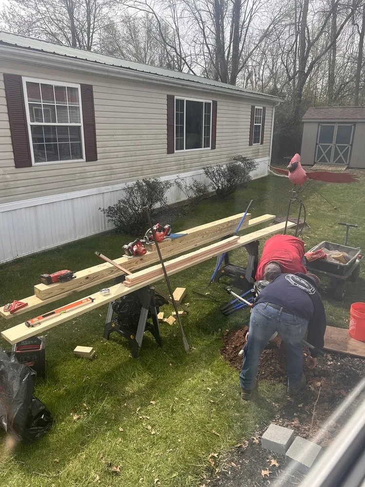 Slide of H & M Mobile Home Remodelers