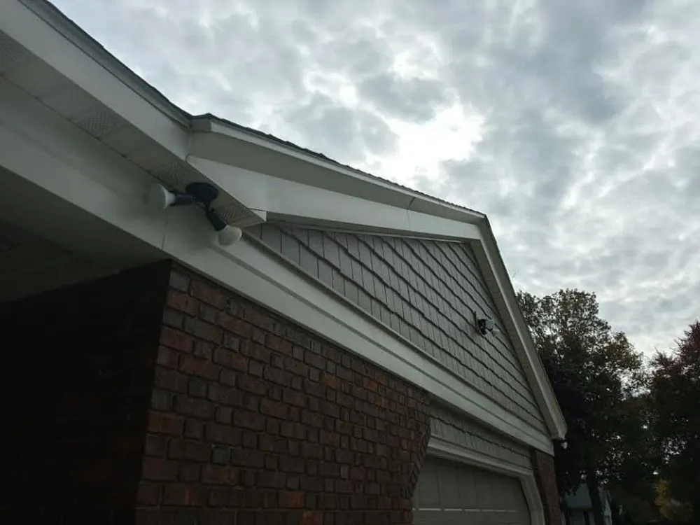 Slide of H I C Handyman Service