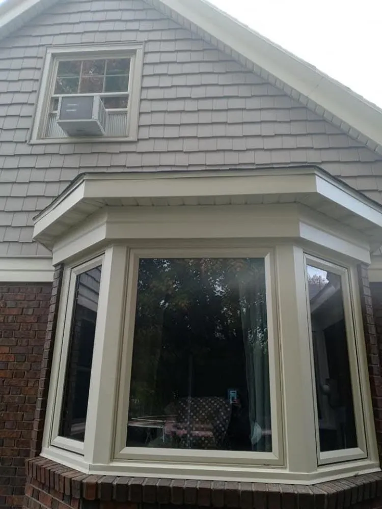 Slide of H I C Handyman Service