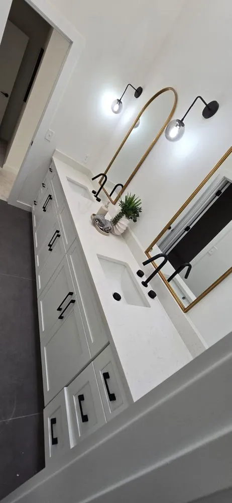 Slide of H2O Pro Plumbers