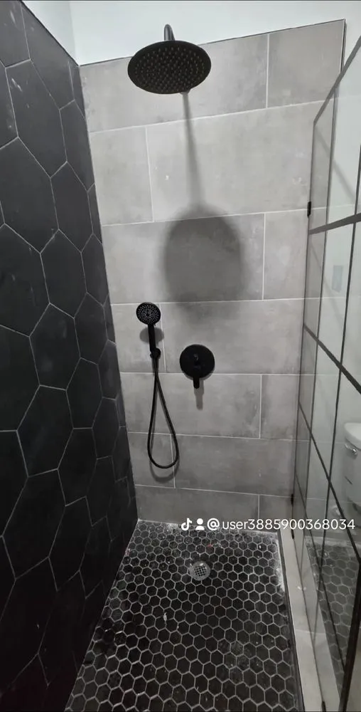 Slide of H2O Pro Plumbers