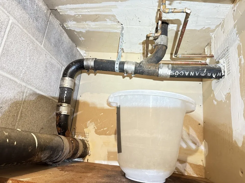 Slide of Habana Plumbing Services