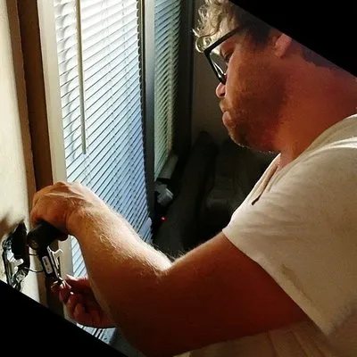 Hall The Way Done Logo