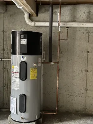 Hallee Plumbing Logo