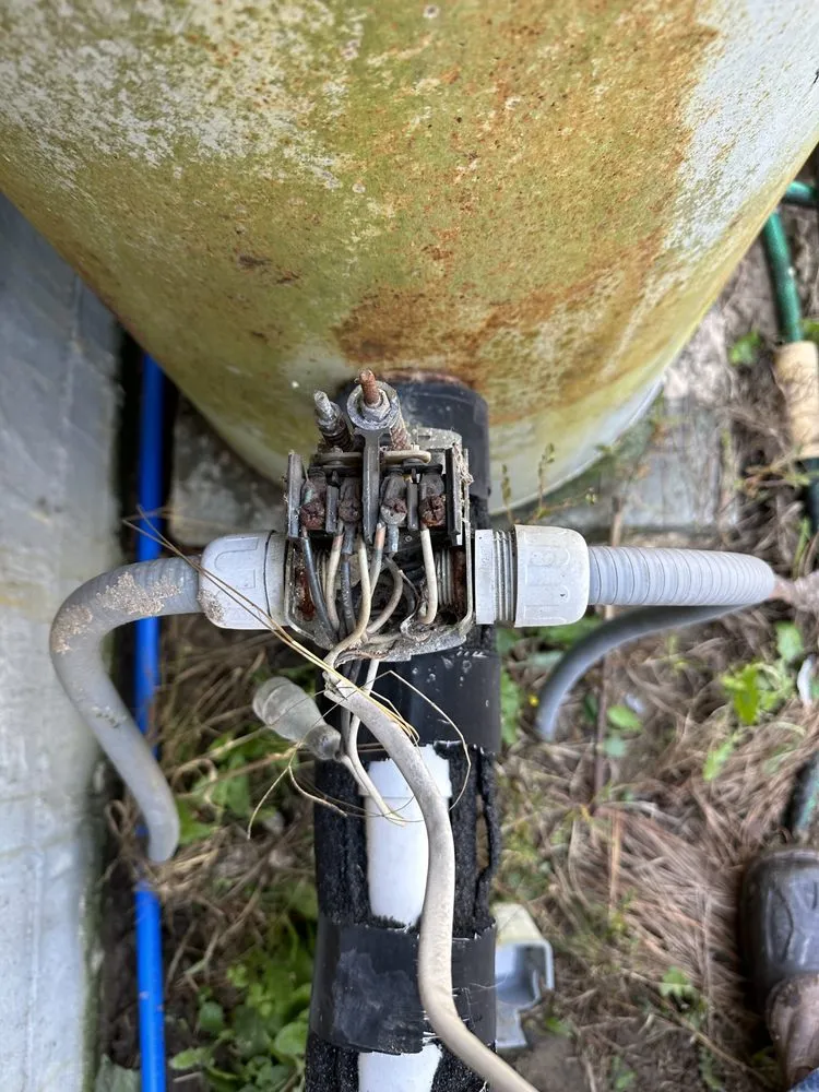 Slide of Halls Sewage Services 