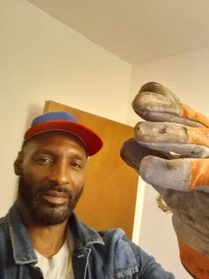 Hammond Handyman Service Logo