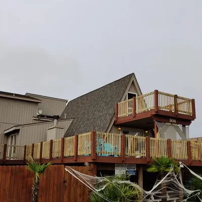 Hampton Roads Home and Commercial Services Logo