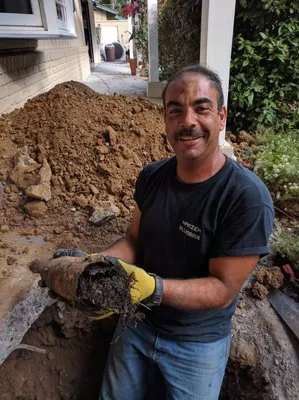 Hamzeh Plumbing Logo