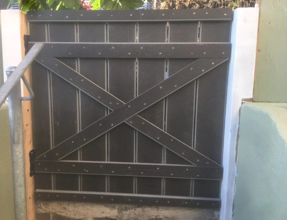 Slide of Handy Andy Hawaii