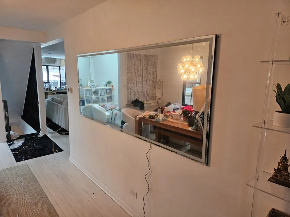 Slide of Handy Bandi