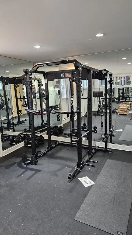 Slide of Handy Bandi