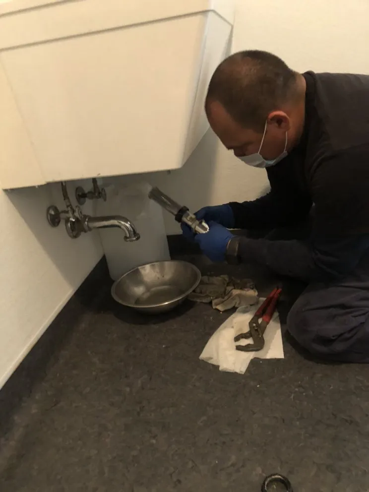 Slide of Handy Bay Plumbing