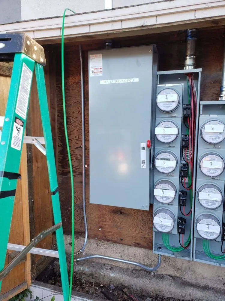 Slide of Handy Bay Solutions