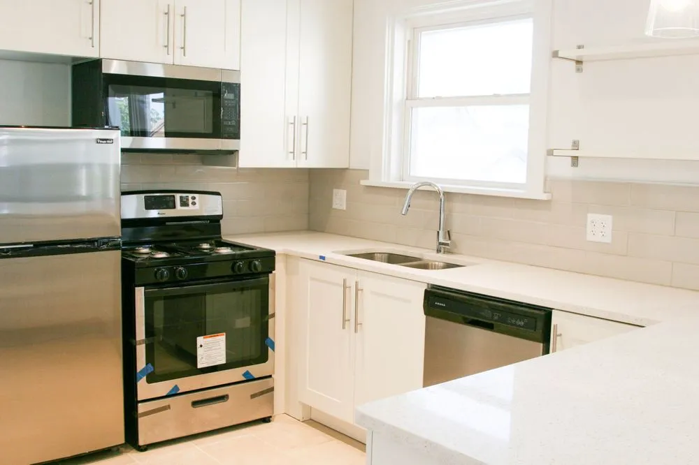 Slide of Handy Home Guys