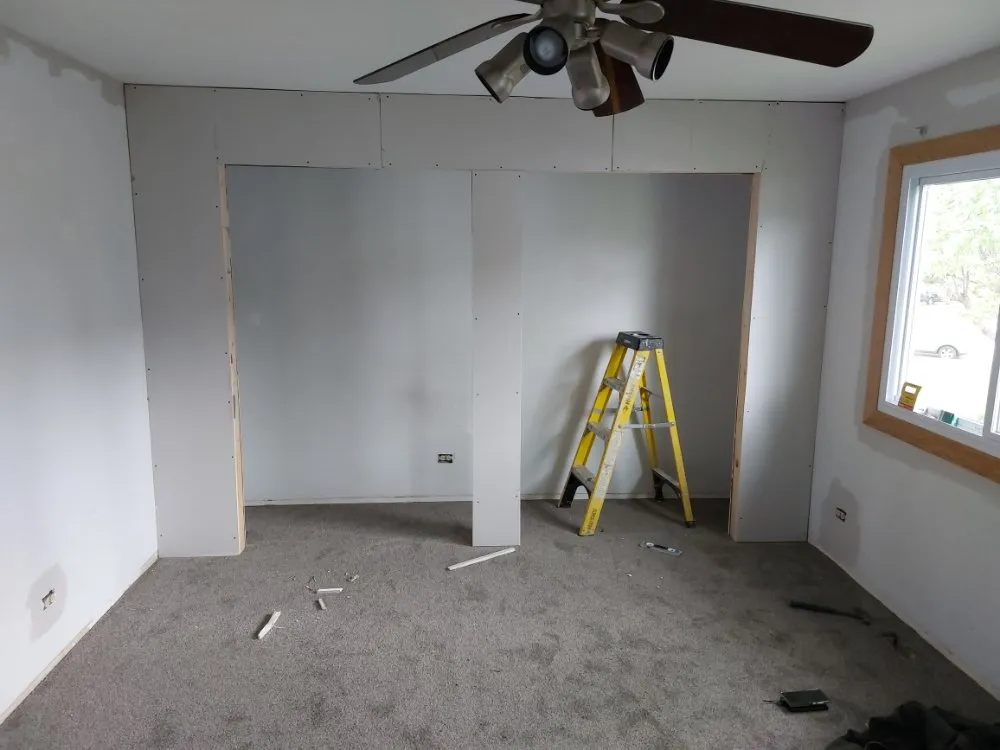 Slide of Handy House Pros