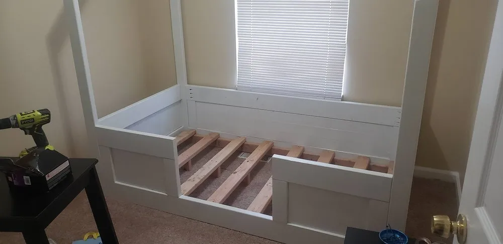 Slide of Handy Hunks