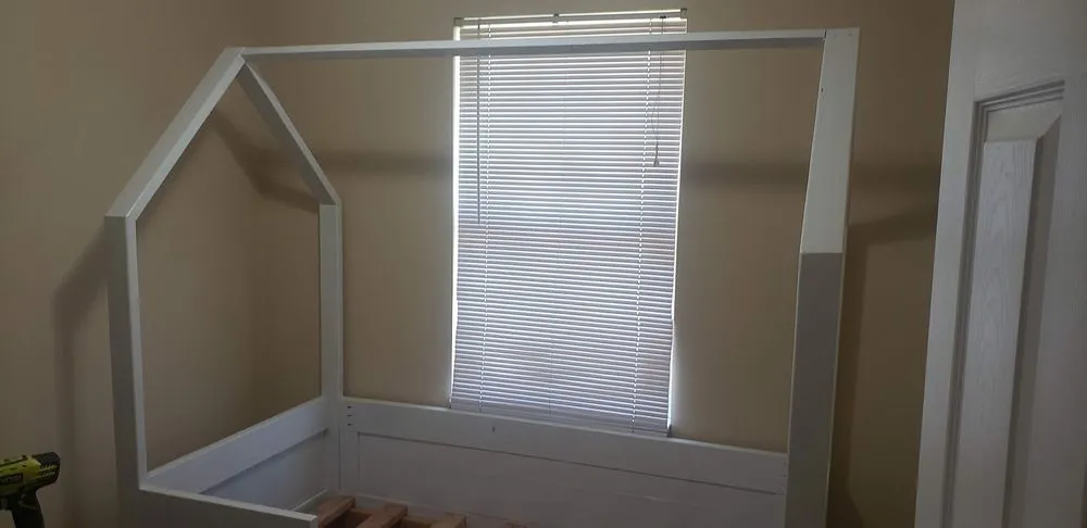 Slide of Handy Hunks