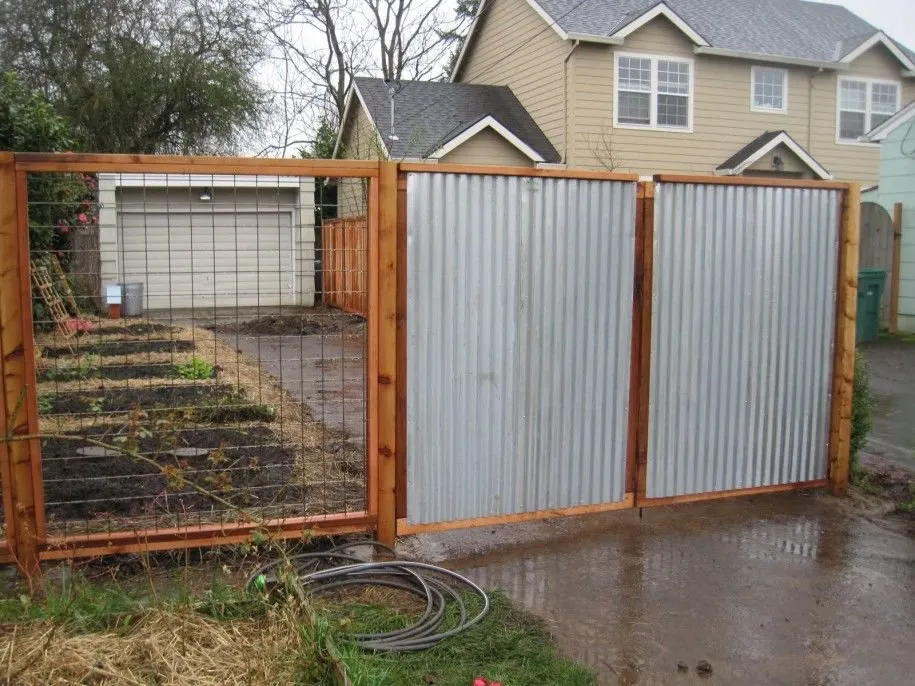 Slide of Handy Manny Services