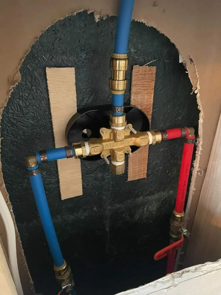 Slide of Handy Mannys Renovation