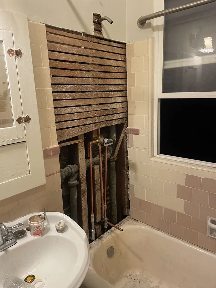 Slide of Handy Masters