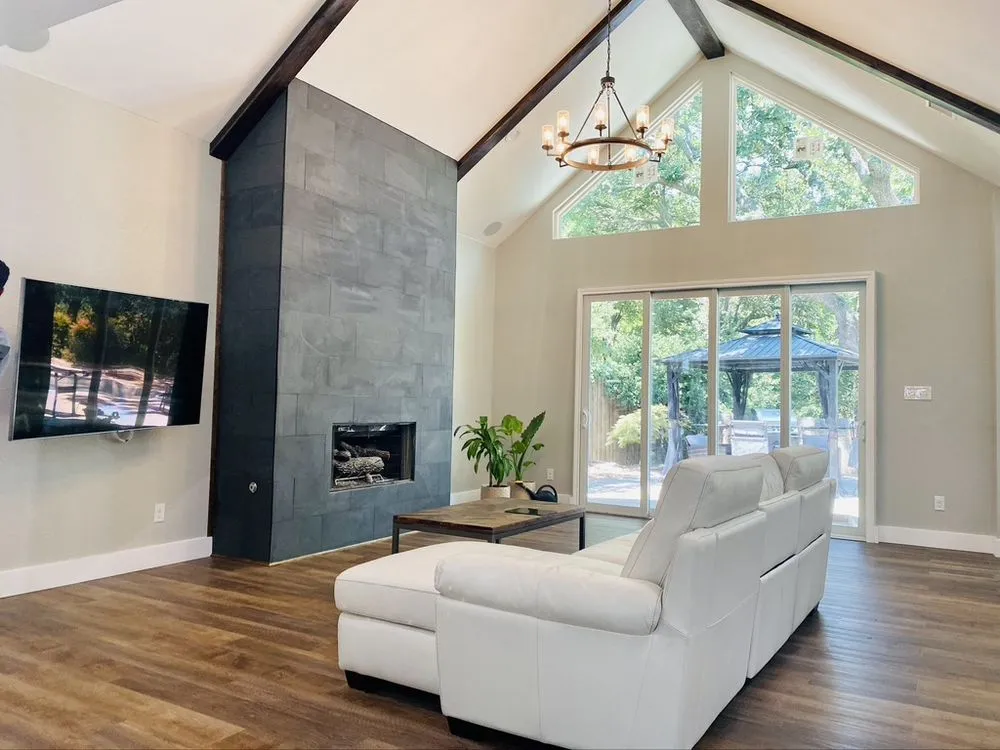 Slide of Handy People Construction