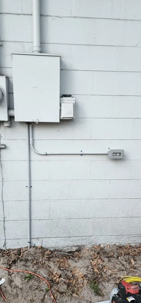 Slide of Handy Power Services