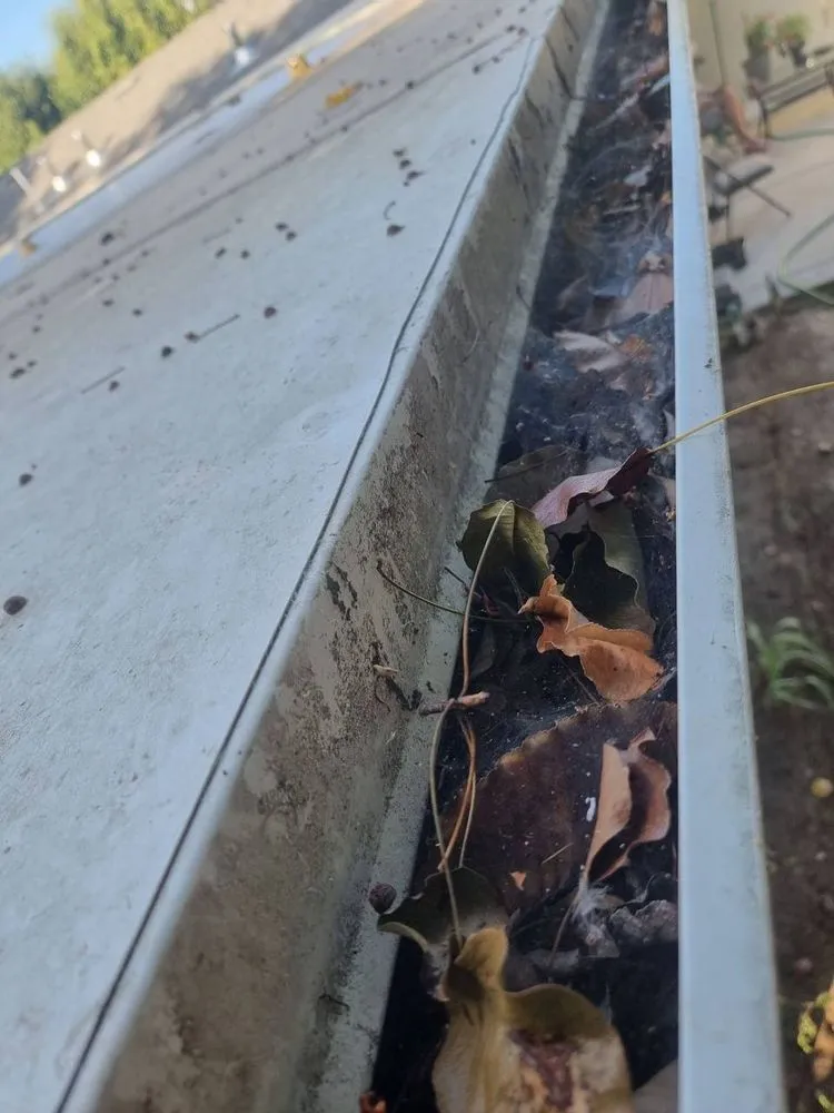 Slide of Handy Pro Services