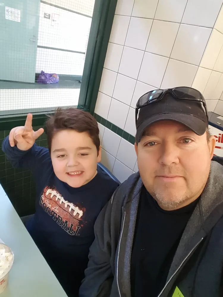 Slide of Handy Randys Handyman Services