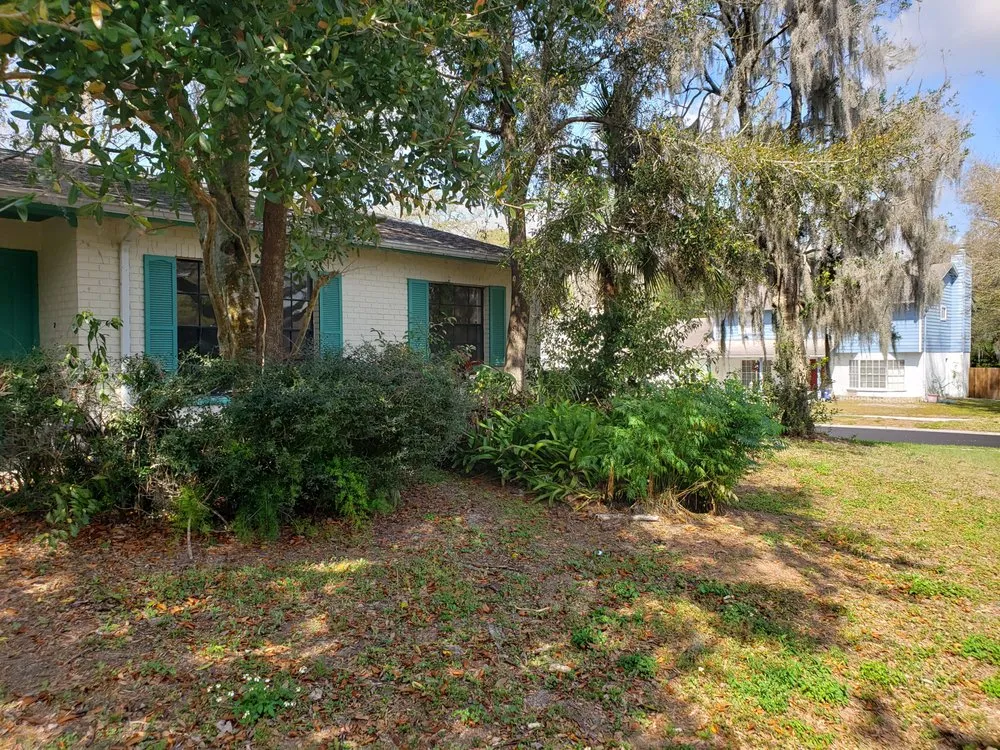 Slide of Handy Services Plus