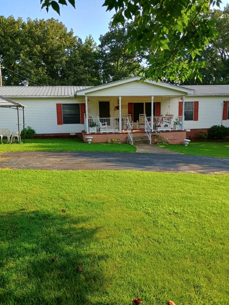 Emergency pipe repair service in Springville, TN - Handy Solutions