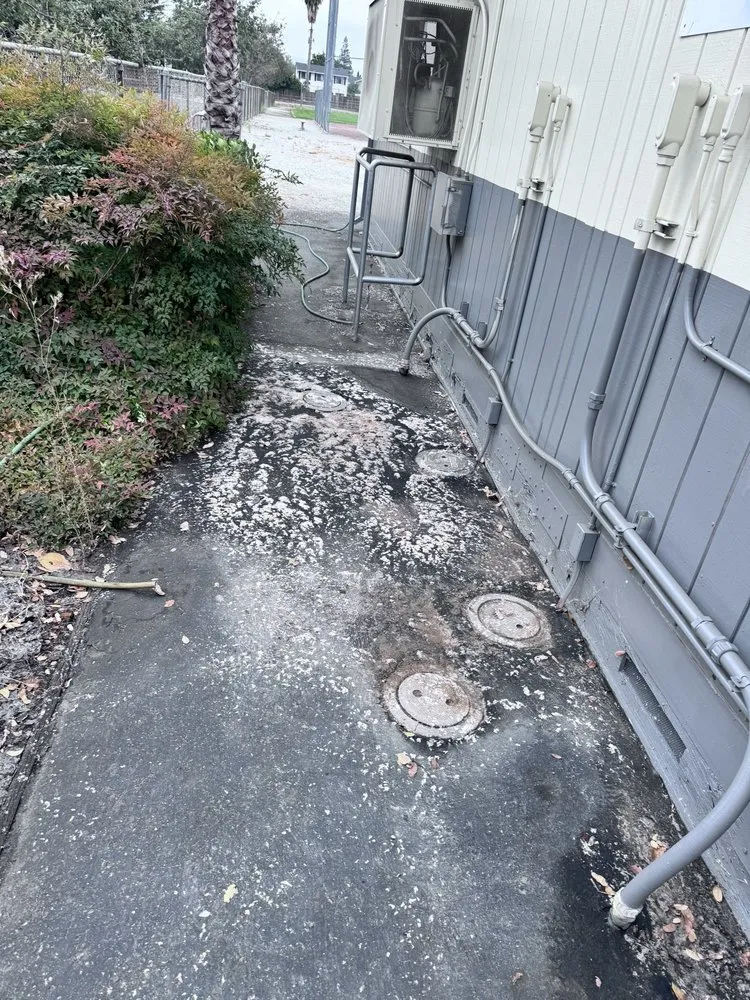 Slide of Handy365 Home Solutions