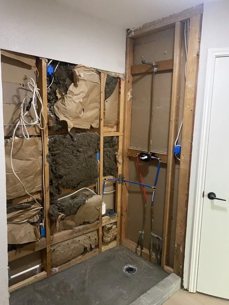 Slide of HandyJoe Austin