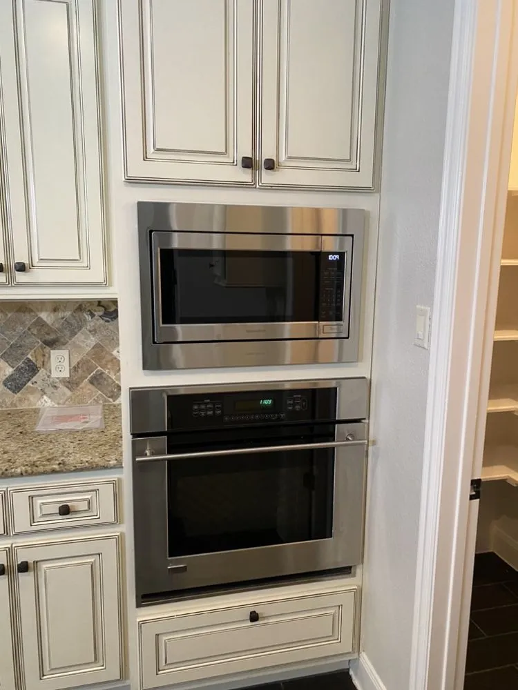 Slide of HandyJoe Austin