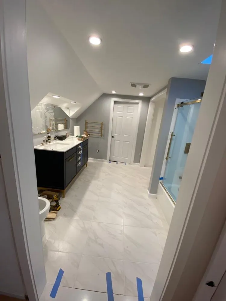 Slide of HandyJoe Austin