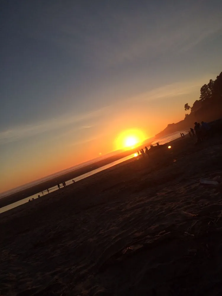 Slide of HandyLakeServices