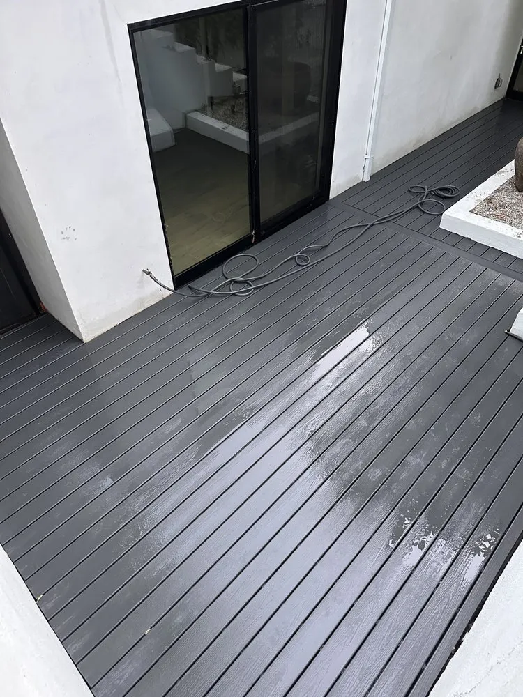 Expert water heater service for homes in Los Angeles, CA by HandyLine24