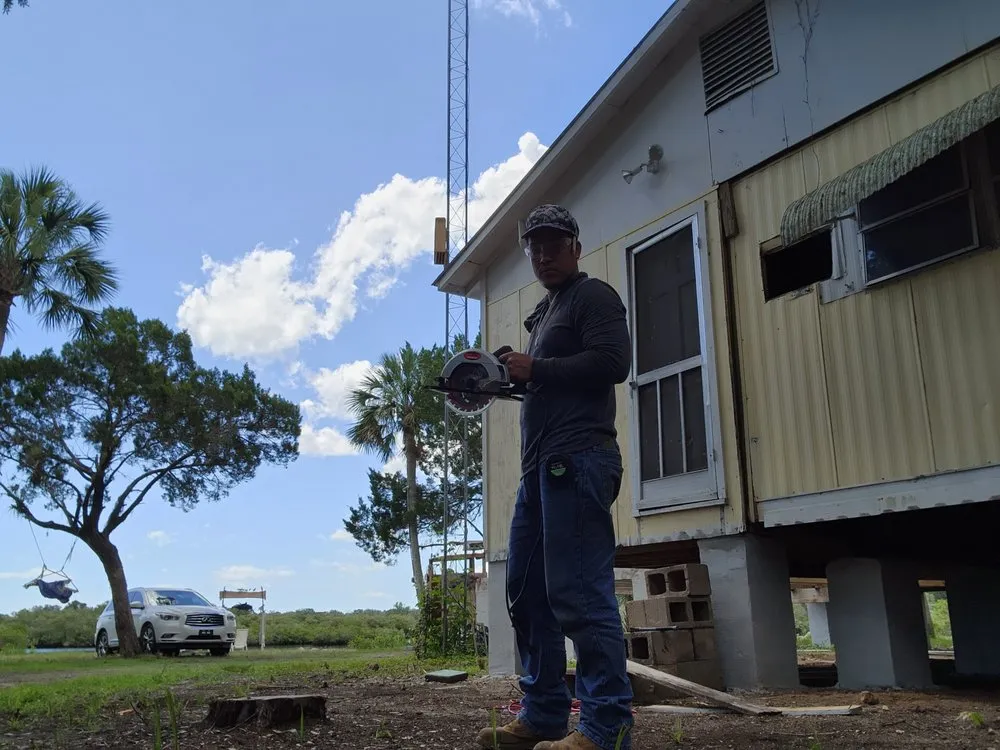 Slide of Handyman Citrus County