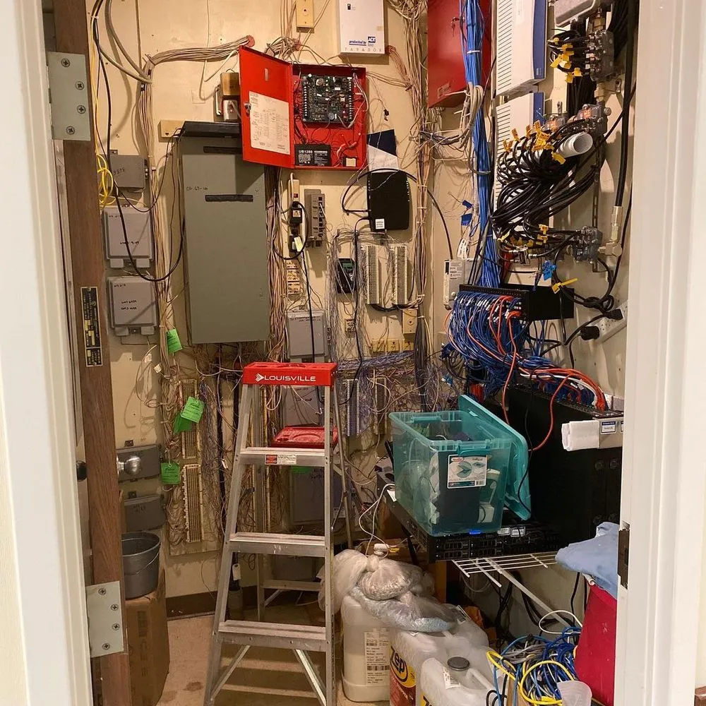 Slide of Handyman Gabriel Barrandeguy