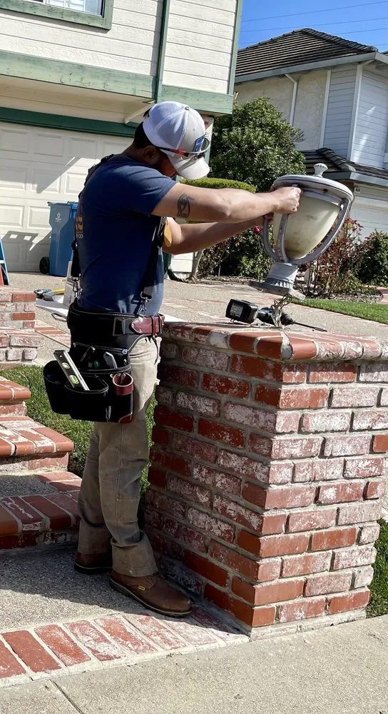 Slide of Handyman Gutierrez