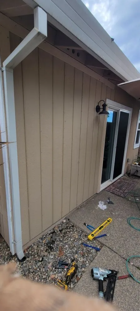 Slide of Handyman Hernandez