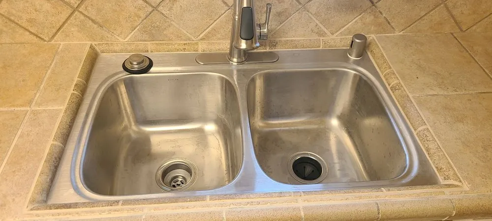 Slide of HANDYMAN KING